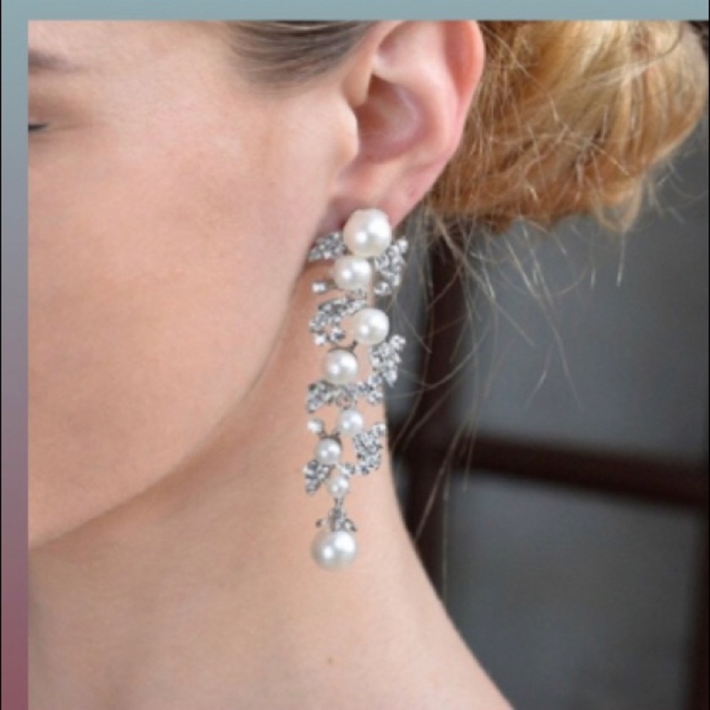 Rhinestone & Pearl Drop Earrings